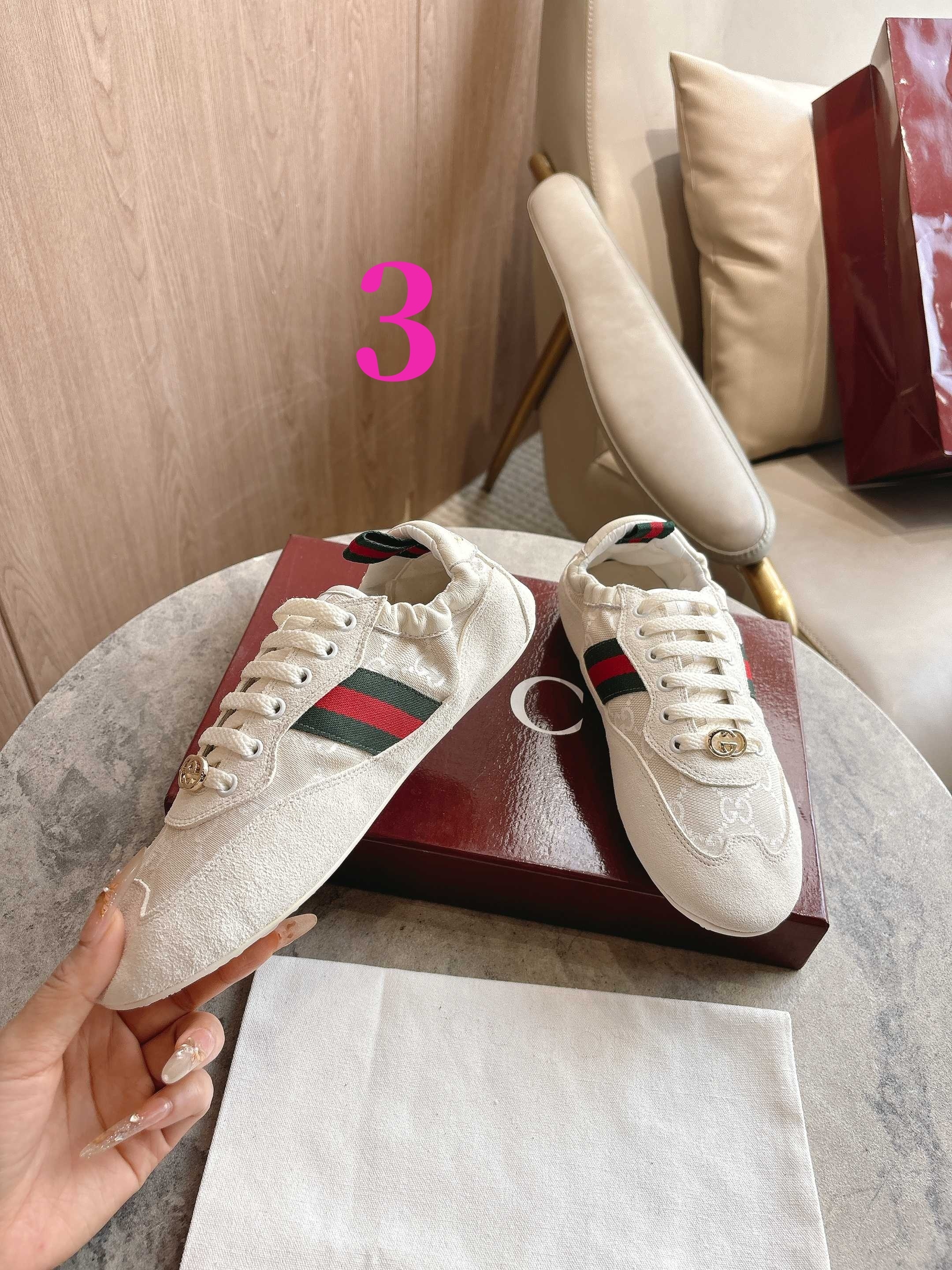 27270-Gucci-788 gallery