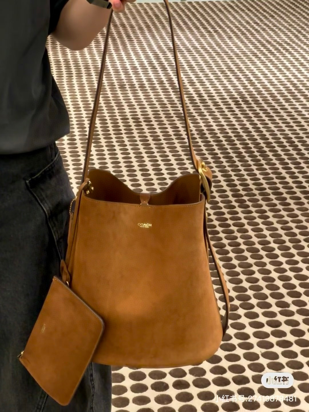 27271-COACH-530 gallery