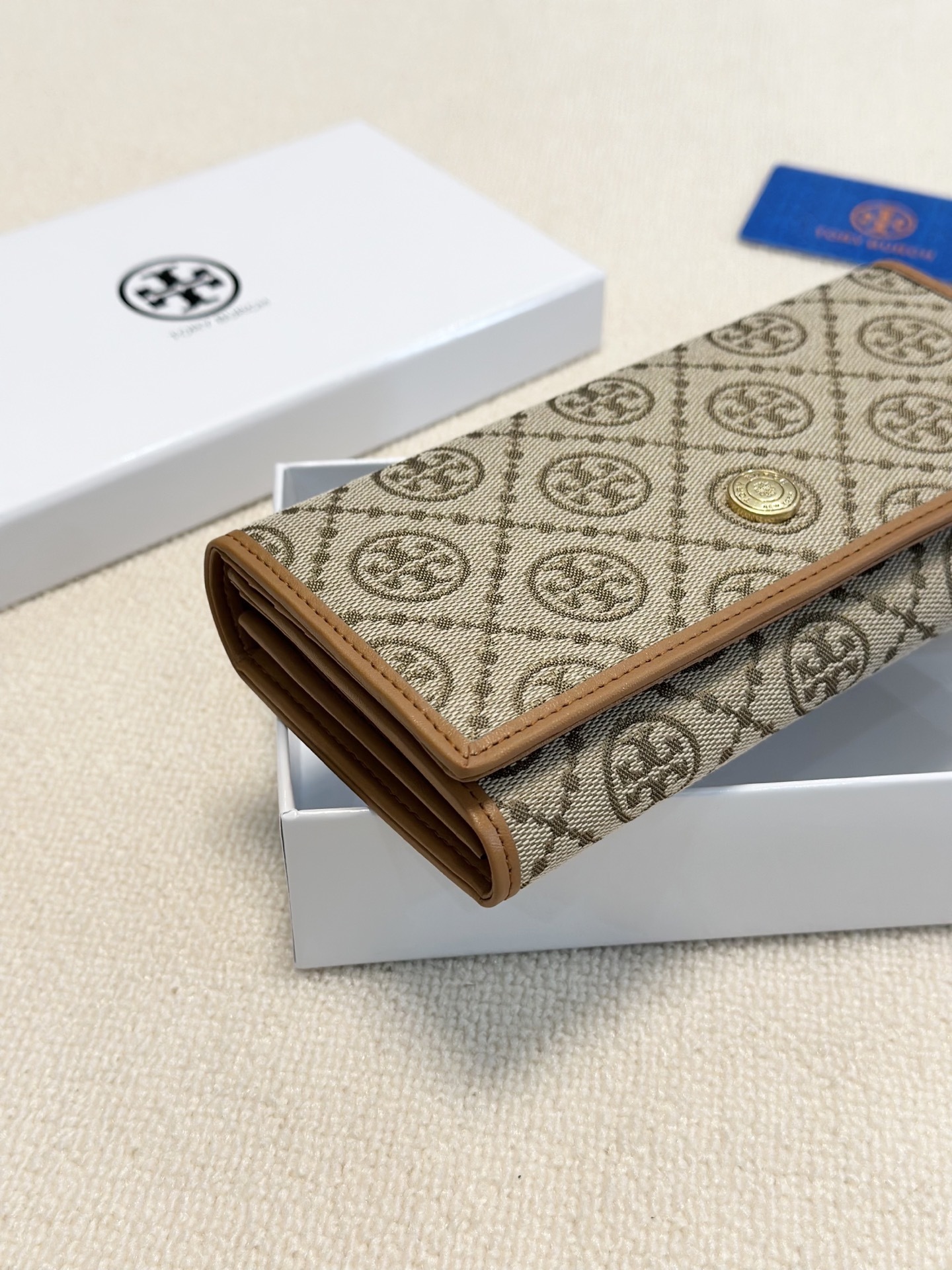 27274-Tory Burch--330 gallery