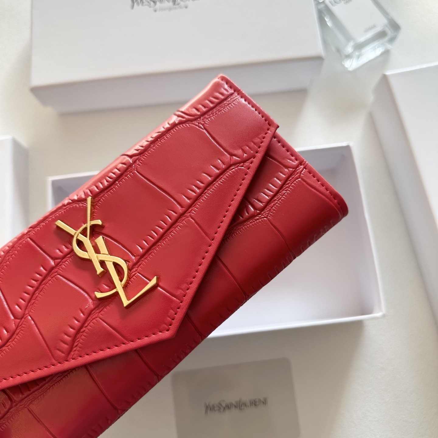 27275-YSL-330 gallery