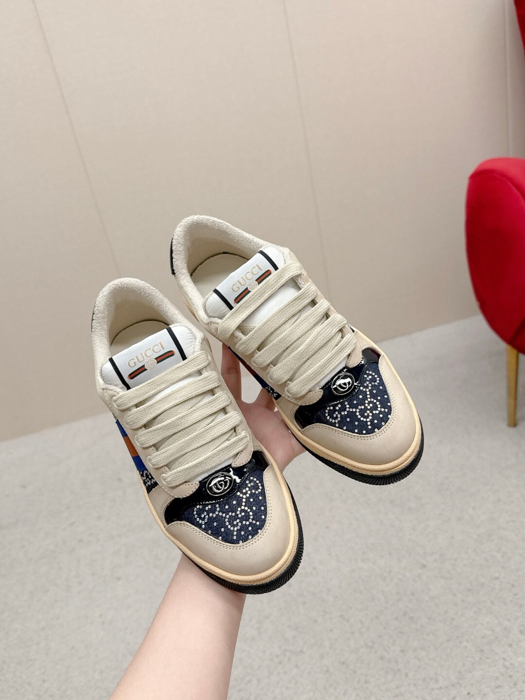 27282-Gucci-850 gallery