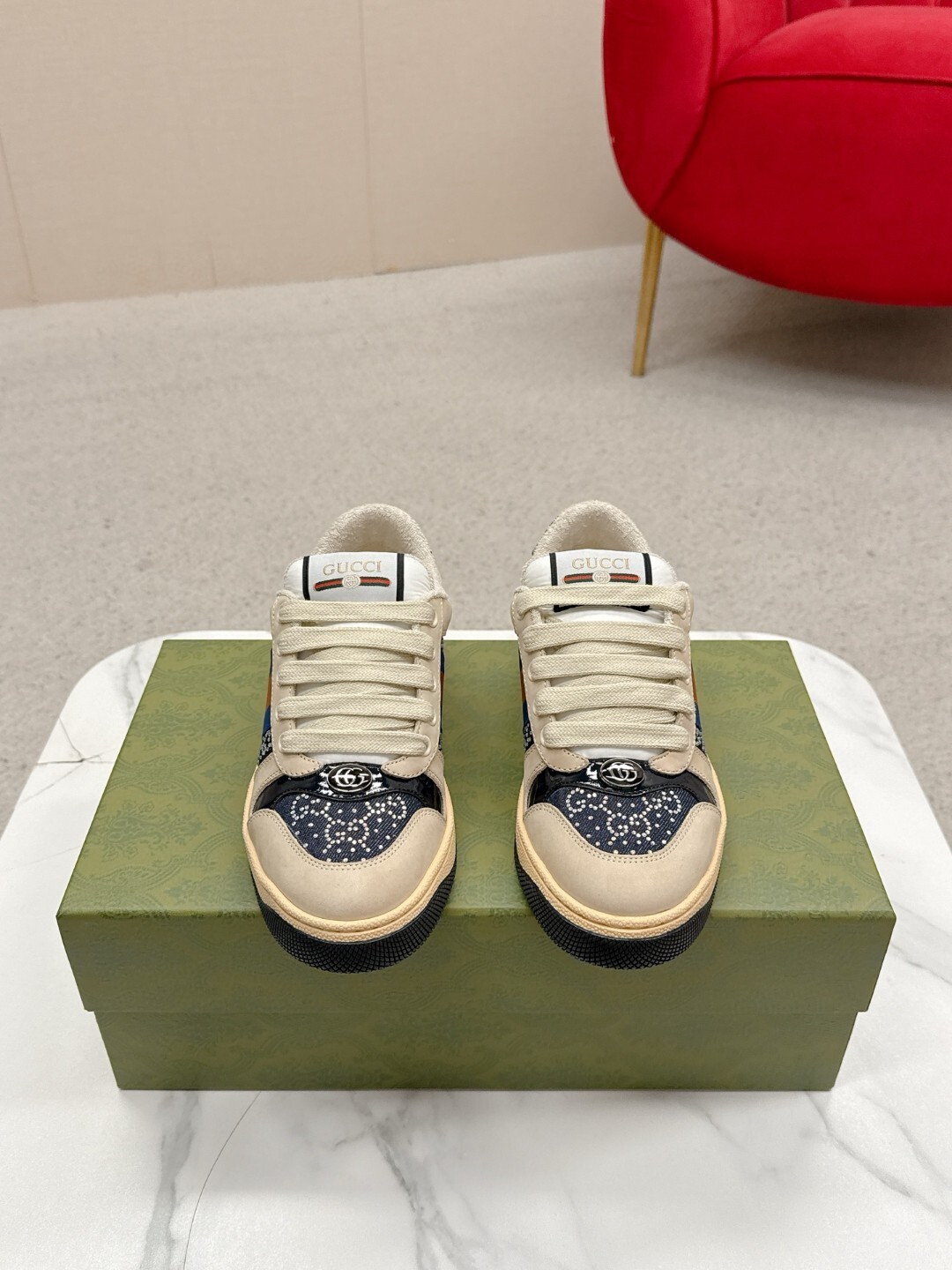 27282-Gucci-850 gallery