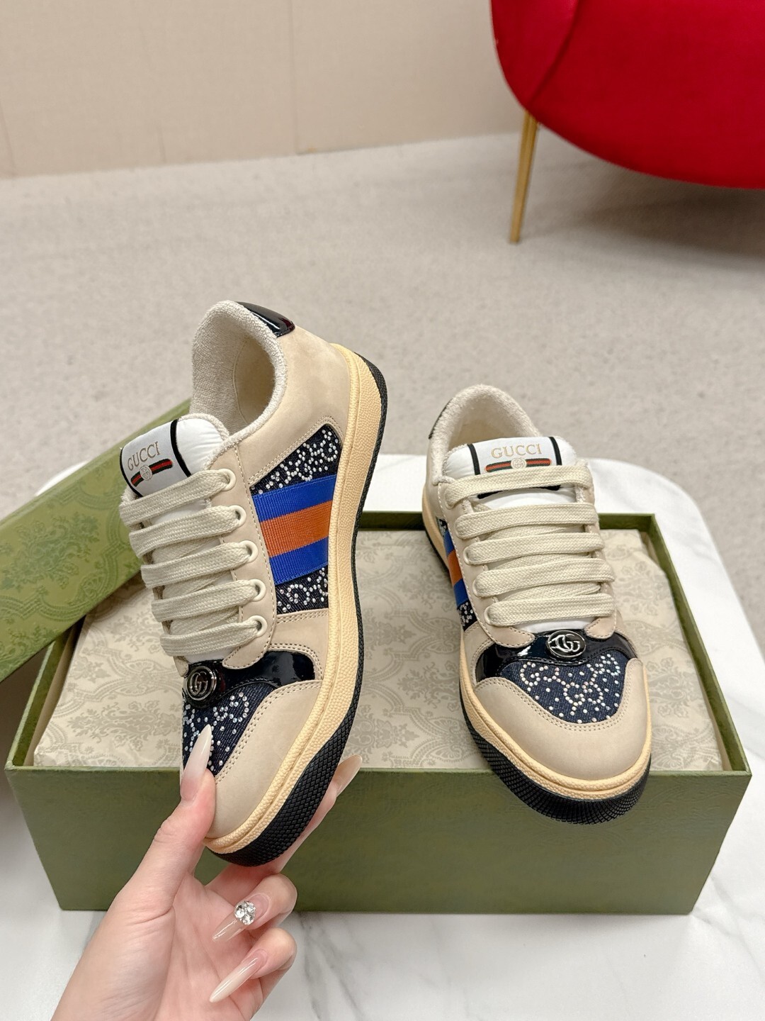 27282-Gucci-850 gallery