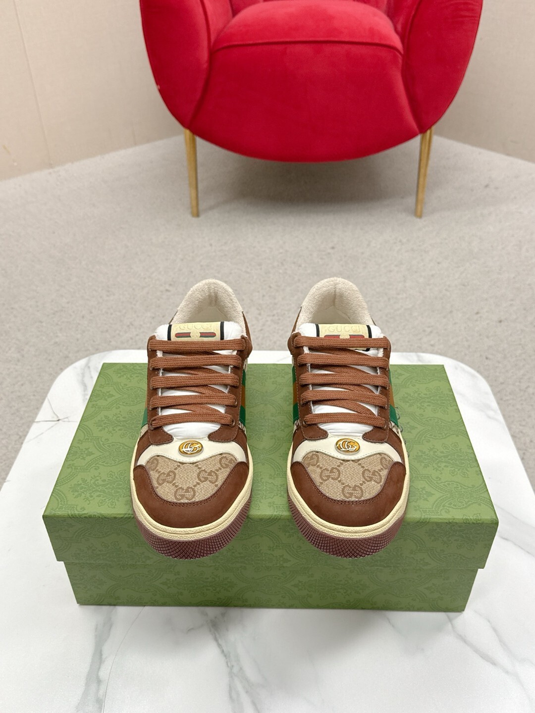 27282-Gucci-850 gallery