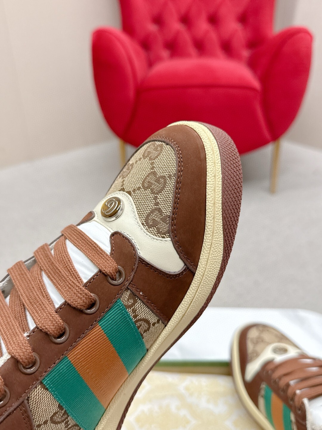 27282-Gucci-850 gallery