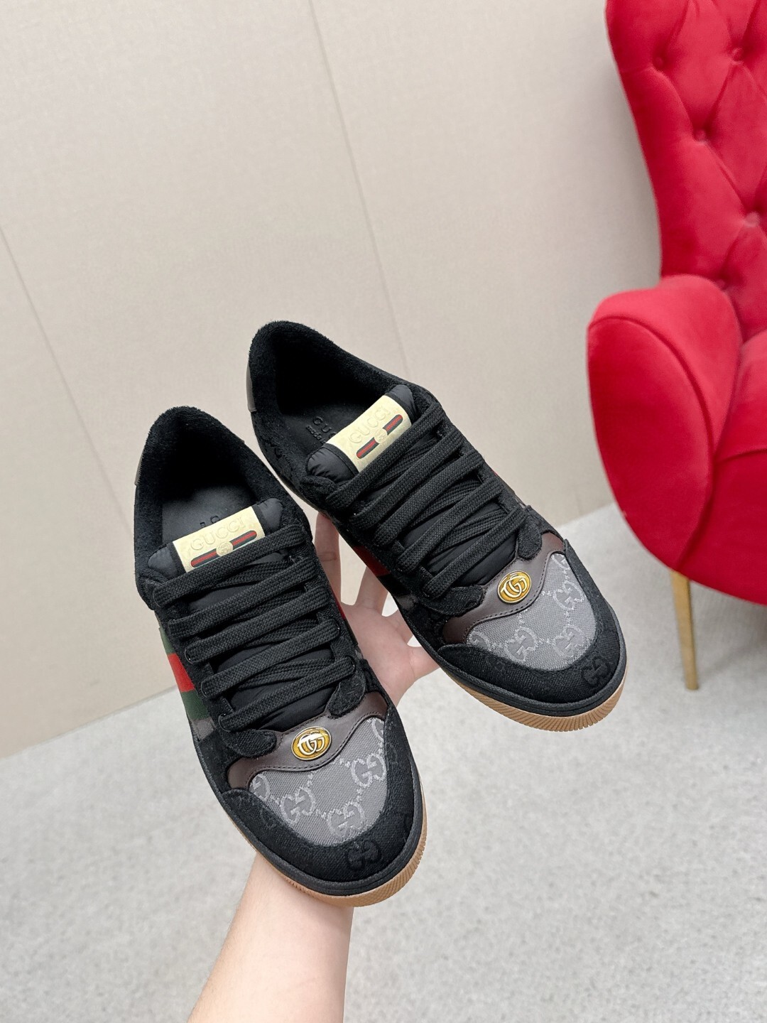 27282-Gucci-850 gallery