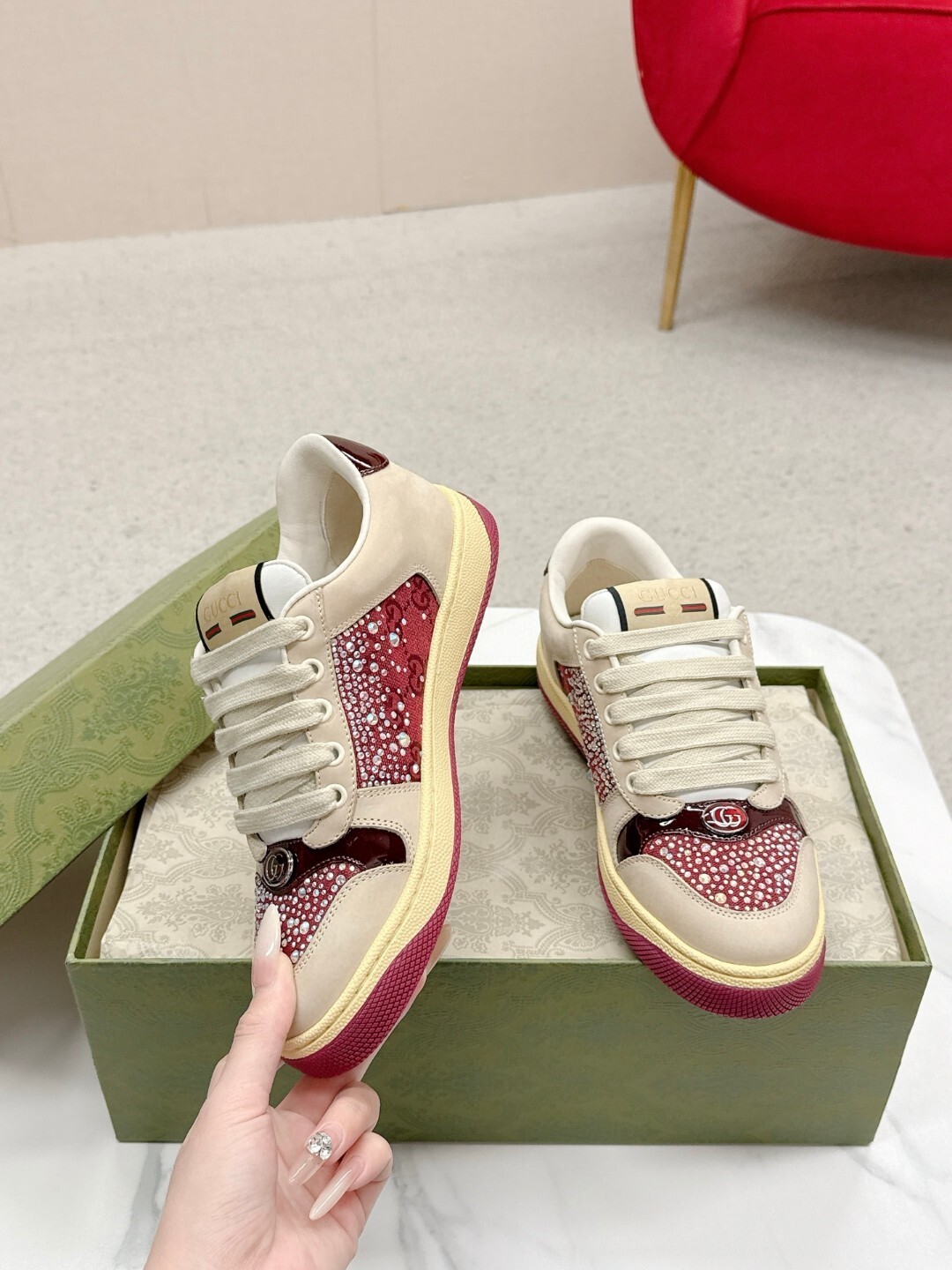 27282-Gucci-850 gallery