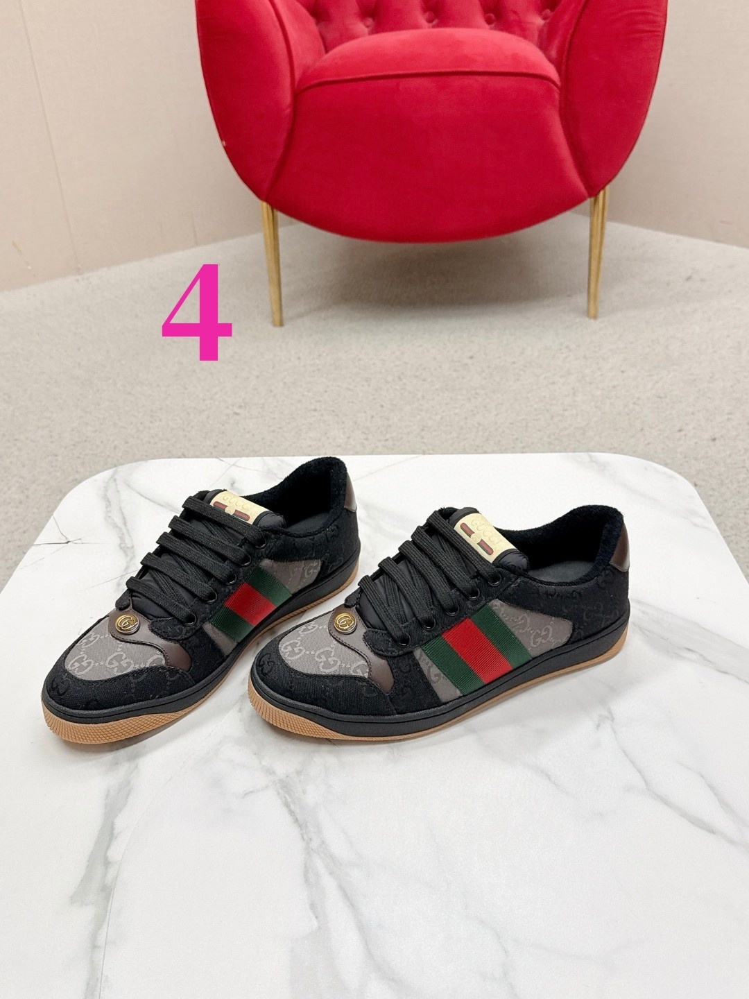 27282-Gucci-850 gallery