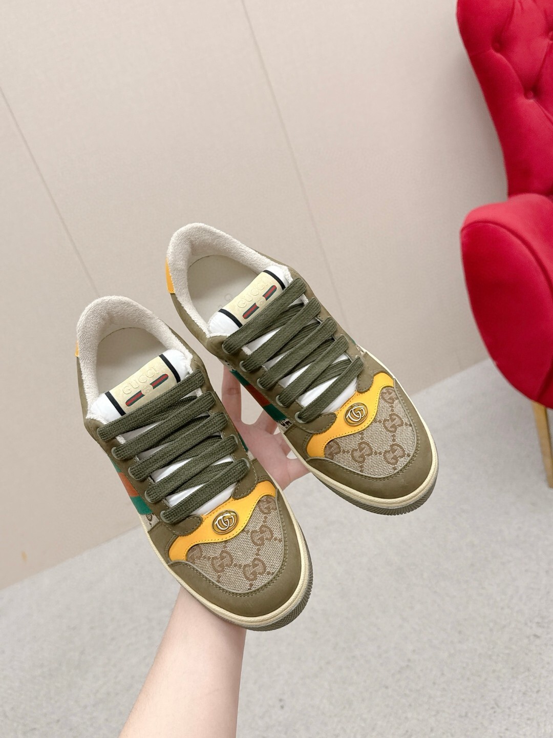 27282-Gucci-850 gallery