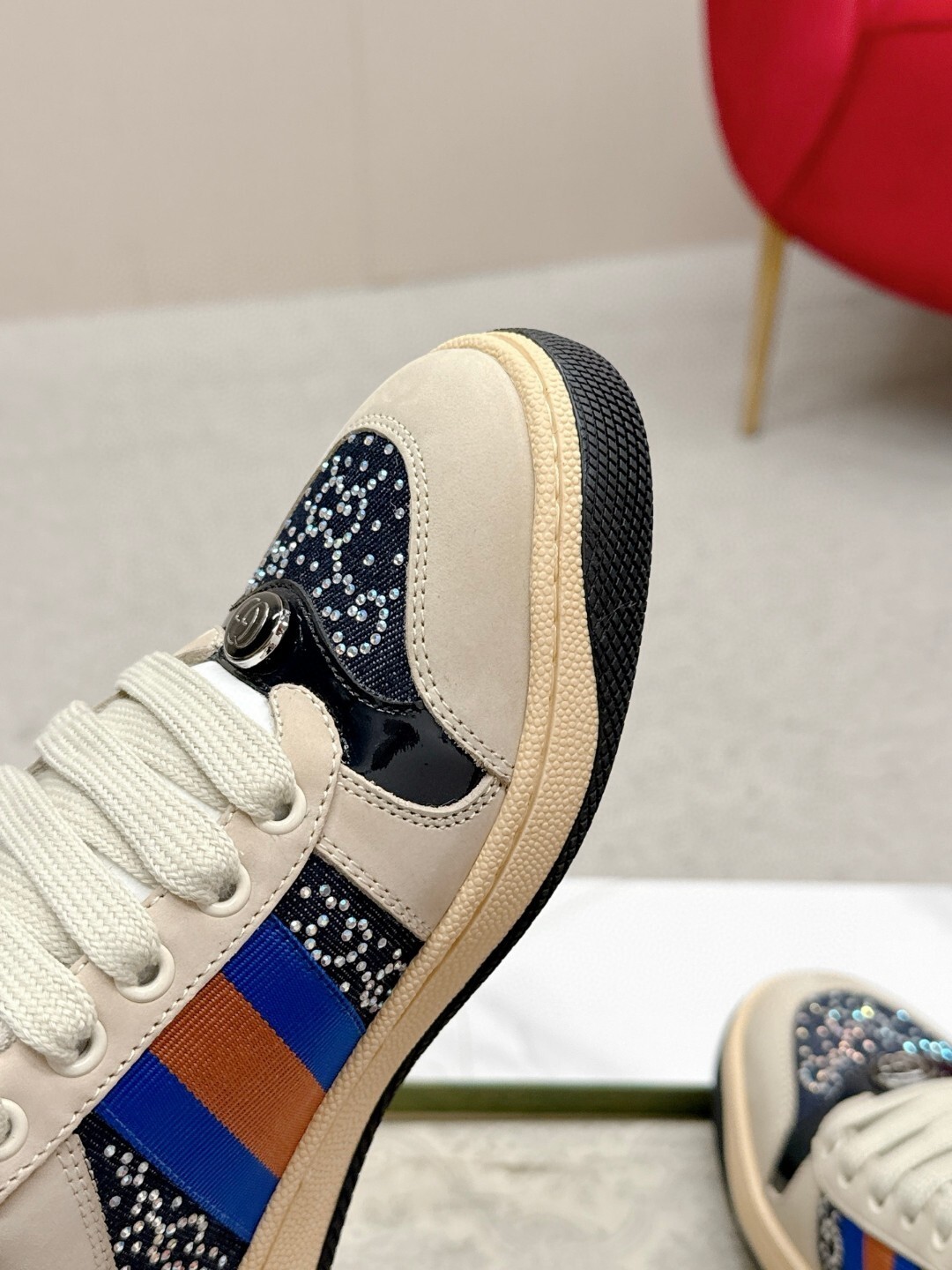 27282-Gucci-850 gallery