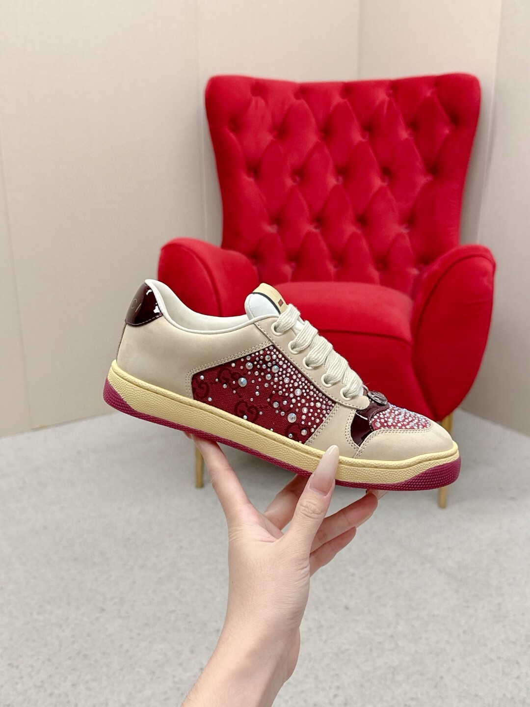 27282-Gucci-850 gallery
