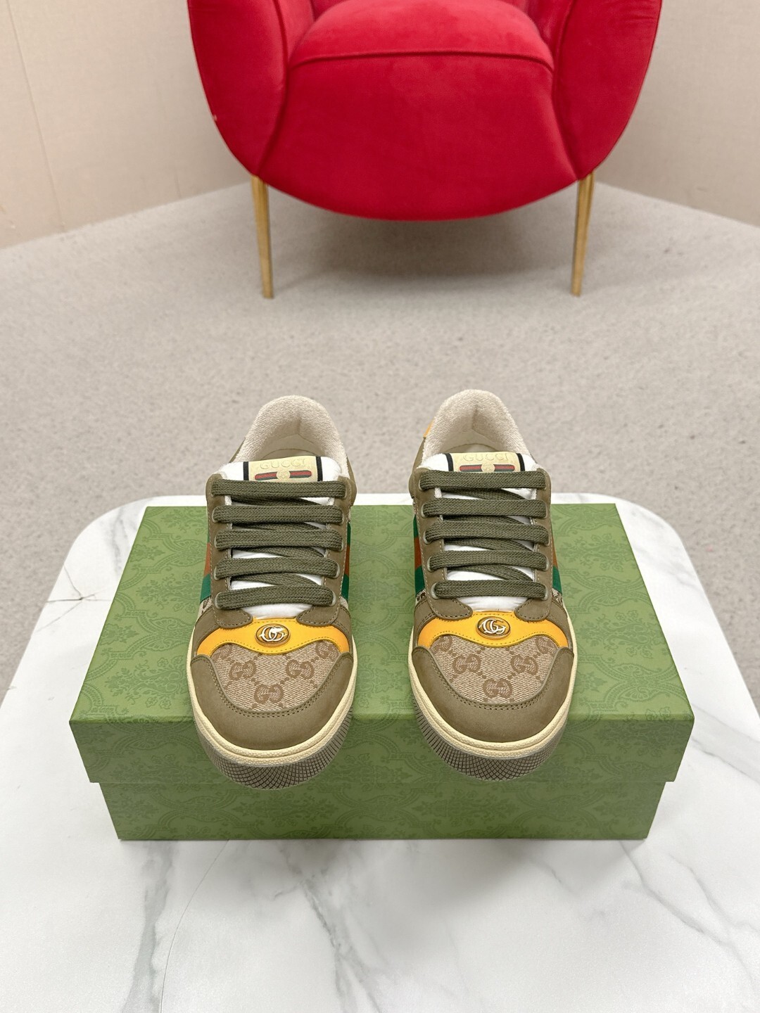 27282-Gucci-850 gallery