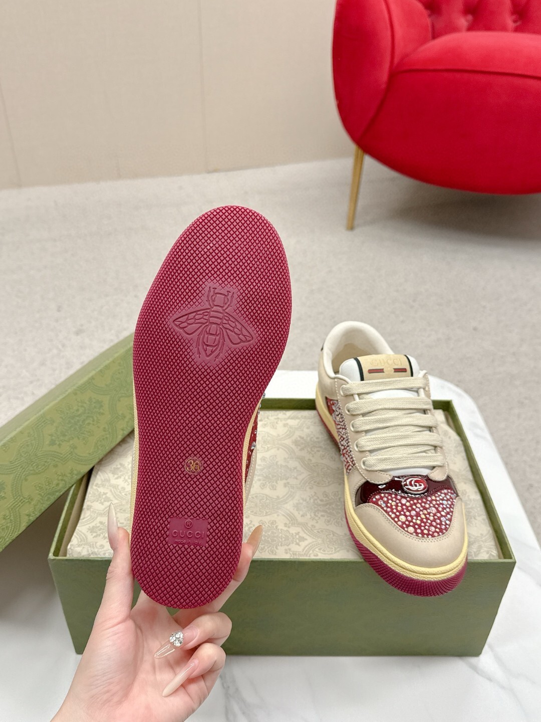 27282-Gucci-850 gallery