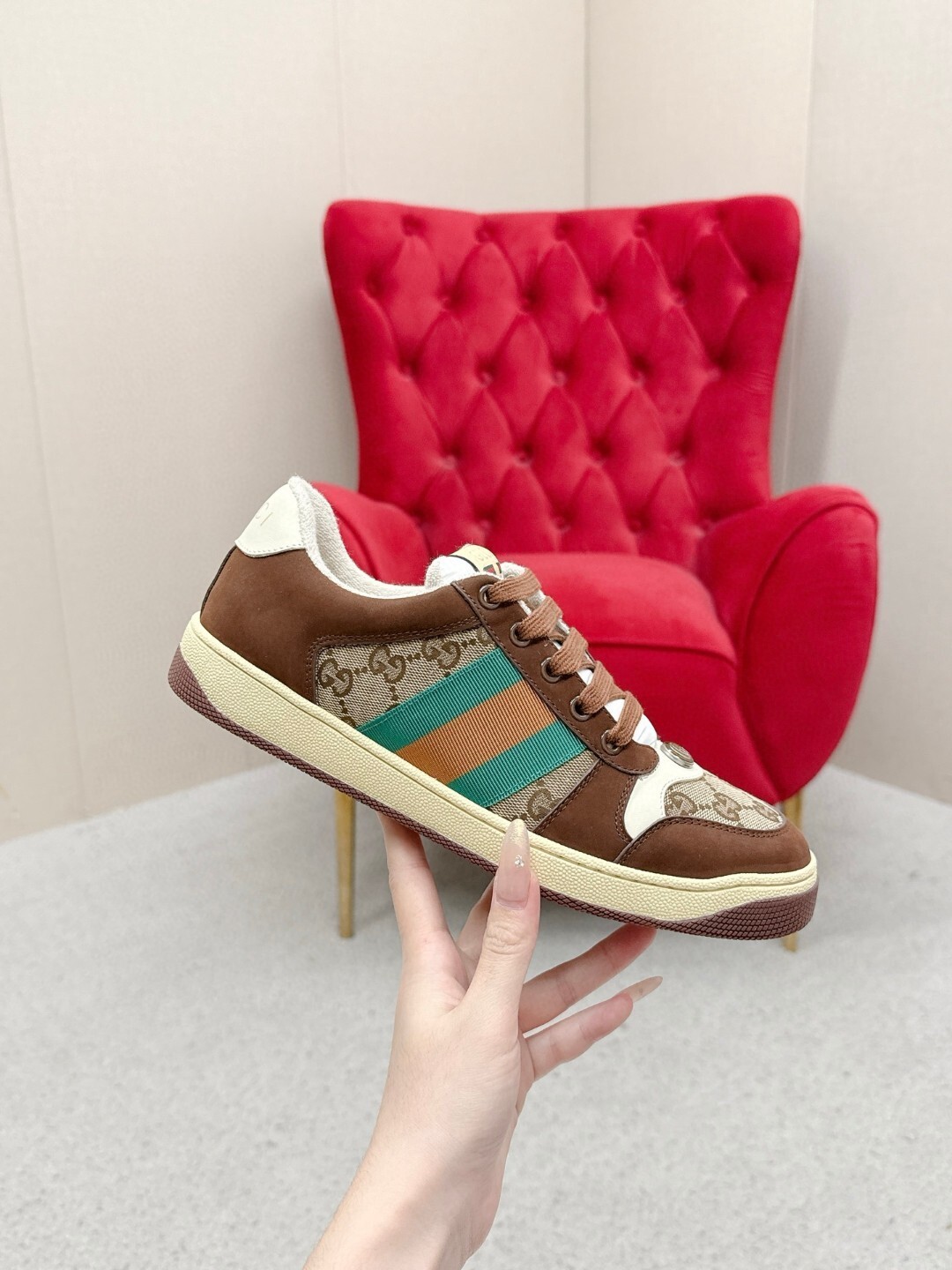 27282-Gucci-850 gallery
