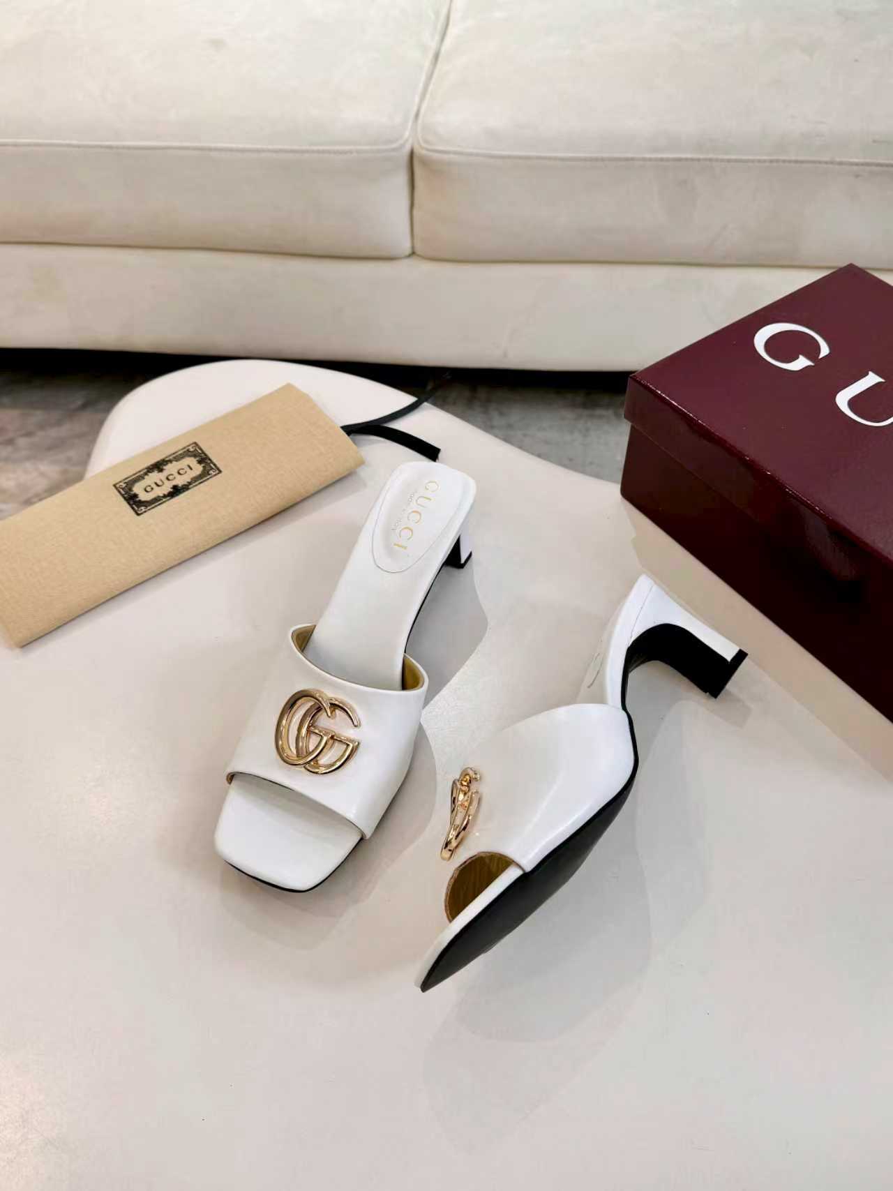 27283-Gucci-735 gallery