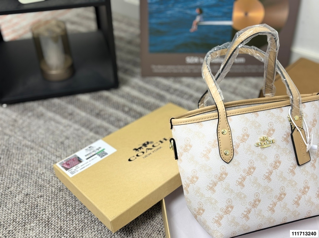 27290-COACH--420 gallery