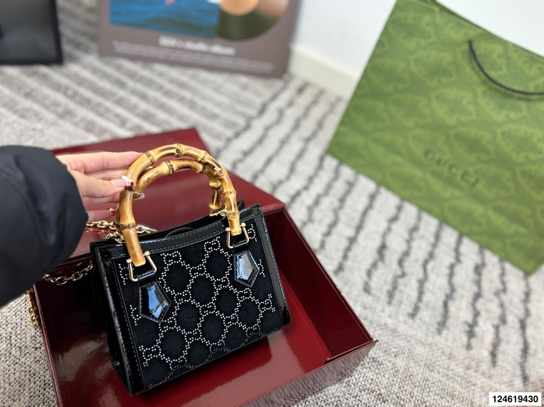 27292-Gucci--478 gallery