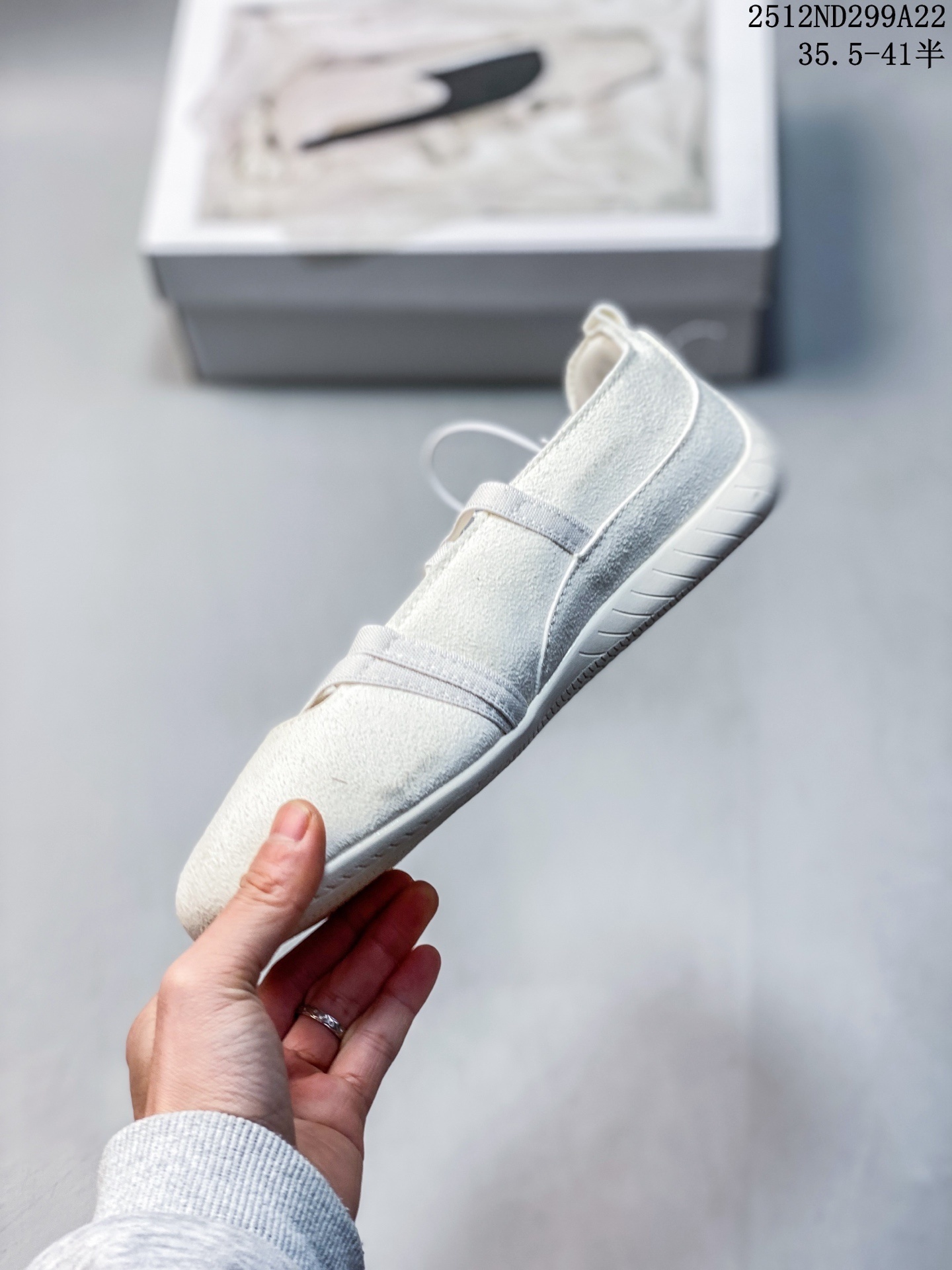 27306-Puma-390 gallery