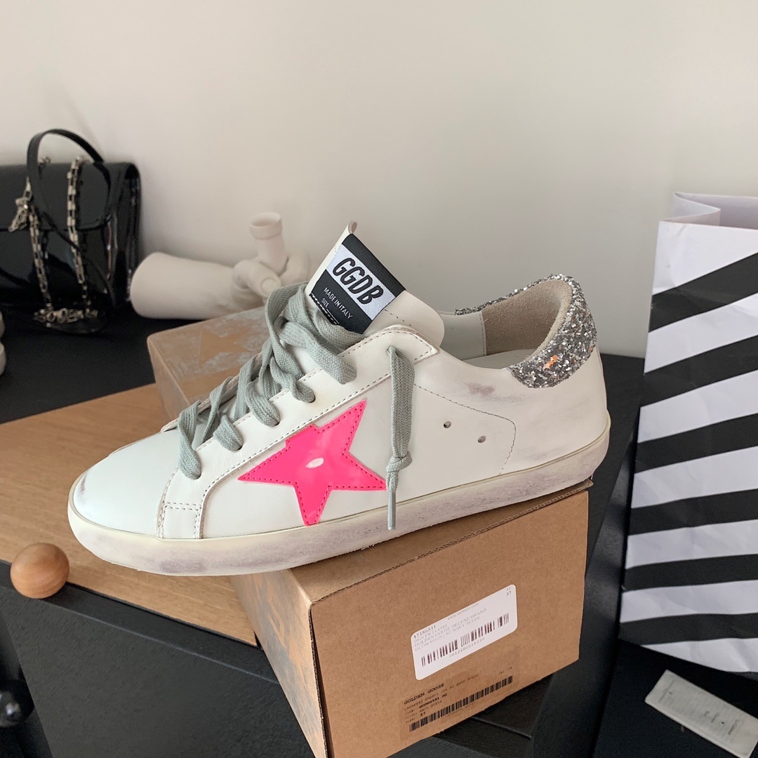 27310-Golden-715 gallery