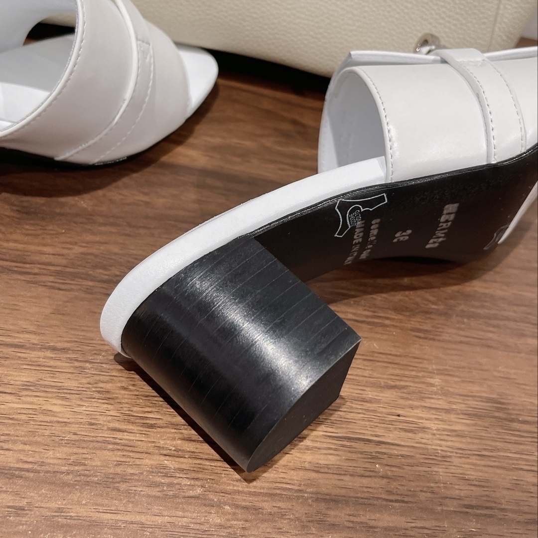 27317-Hermès--940 gallery