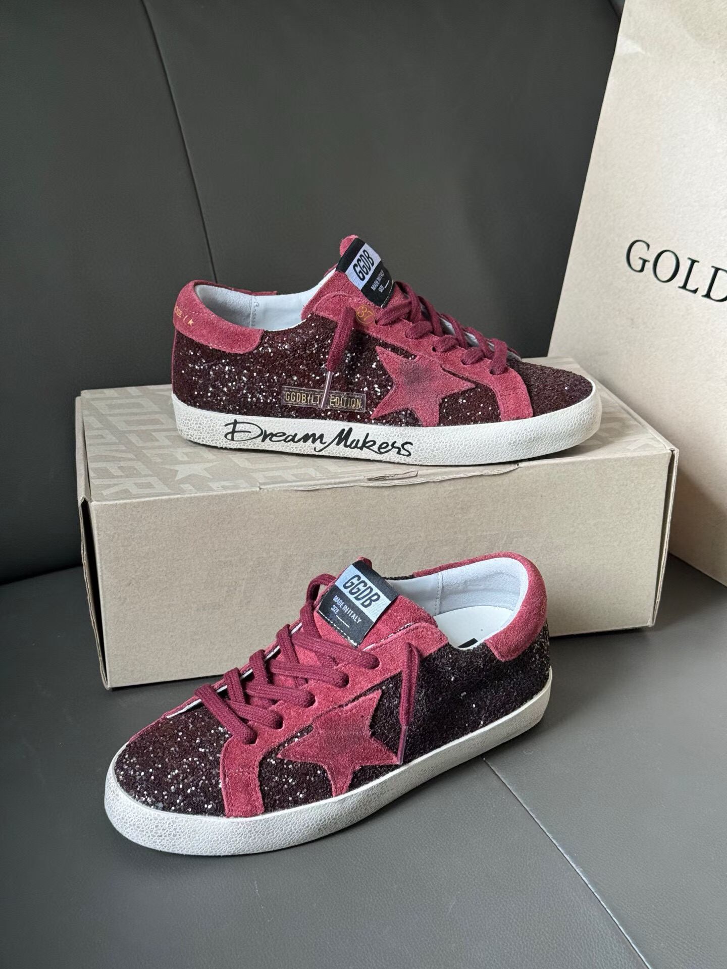 27318-Golden-715 gallery