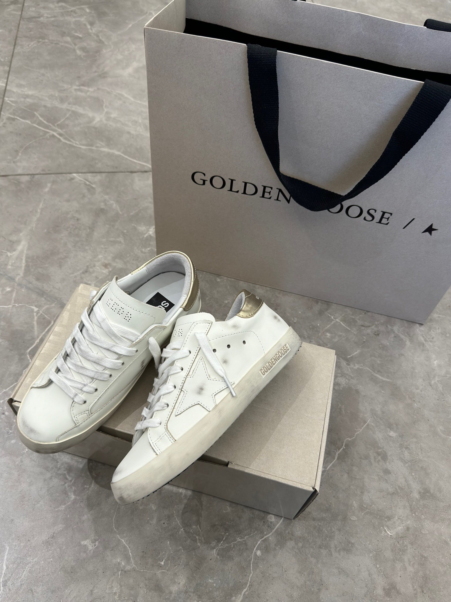 27319-Golden-715 gallery