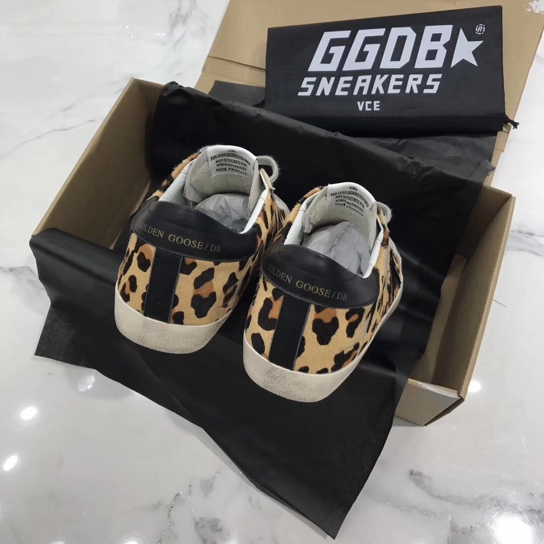 27319-Golden-715 gallery