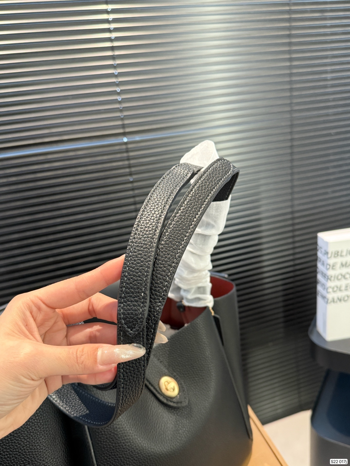 27321-COACH-488 gallery