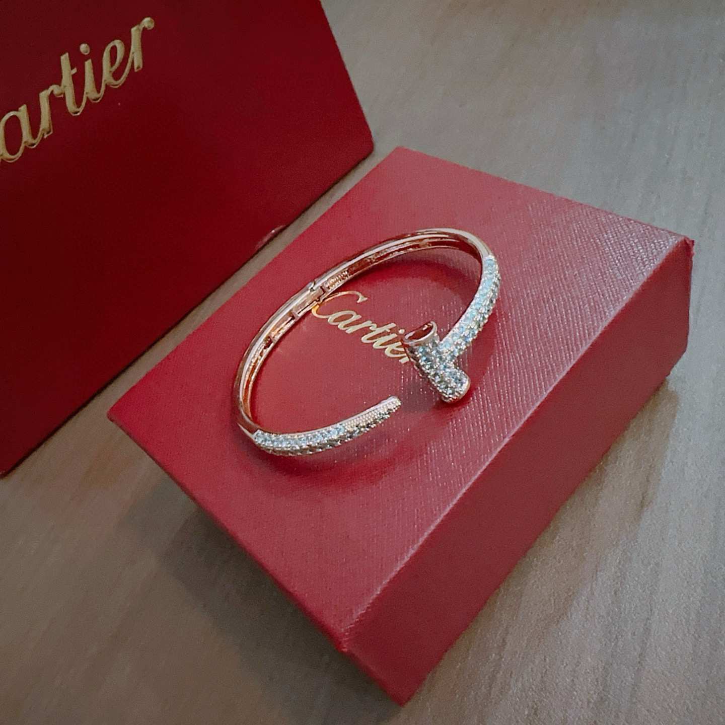 27330-Cartier-560 gallery