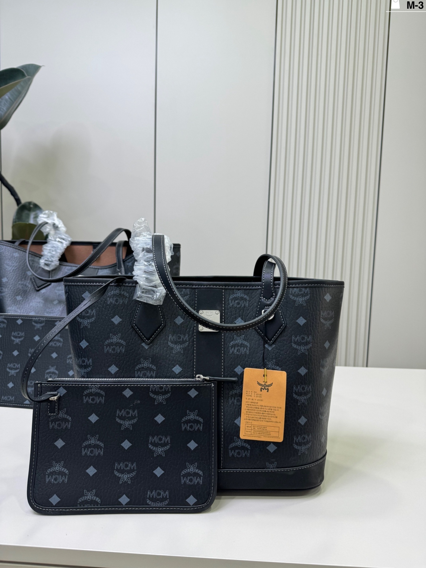 27332-m'c'm-545 gallery