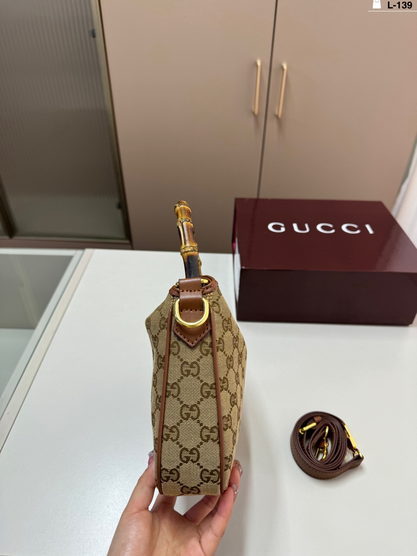 27334-Gucci-499 gallery