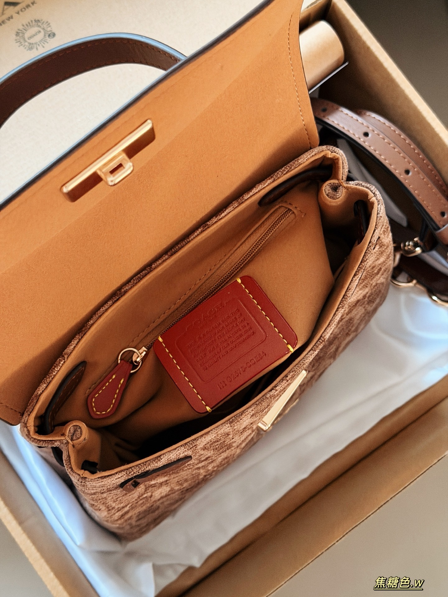 27335-COACH-500 gallery