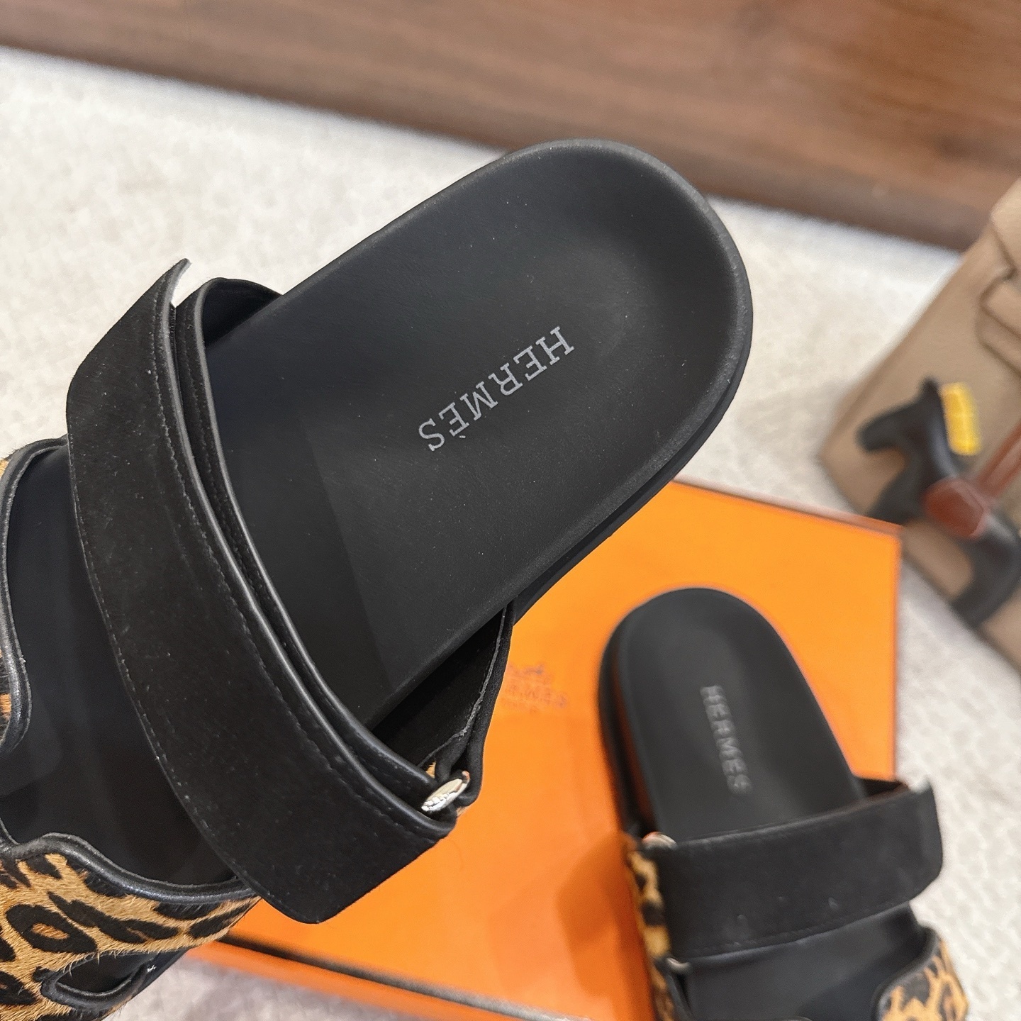 27337-Hermès-690 gallery