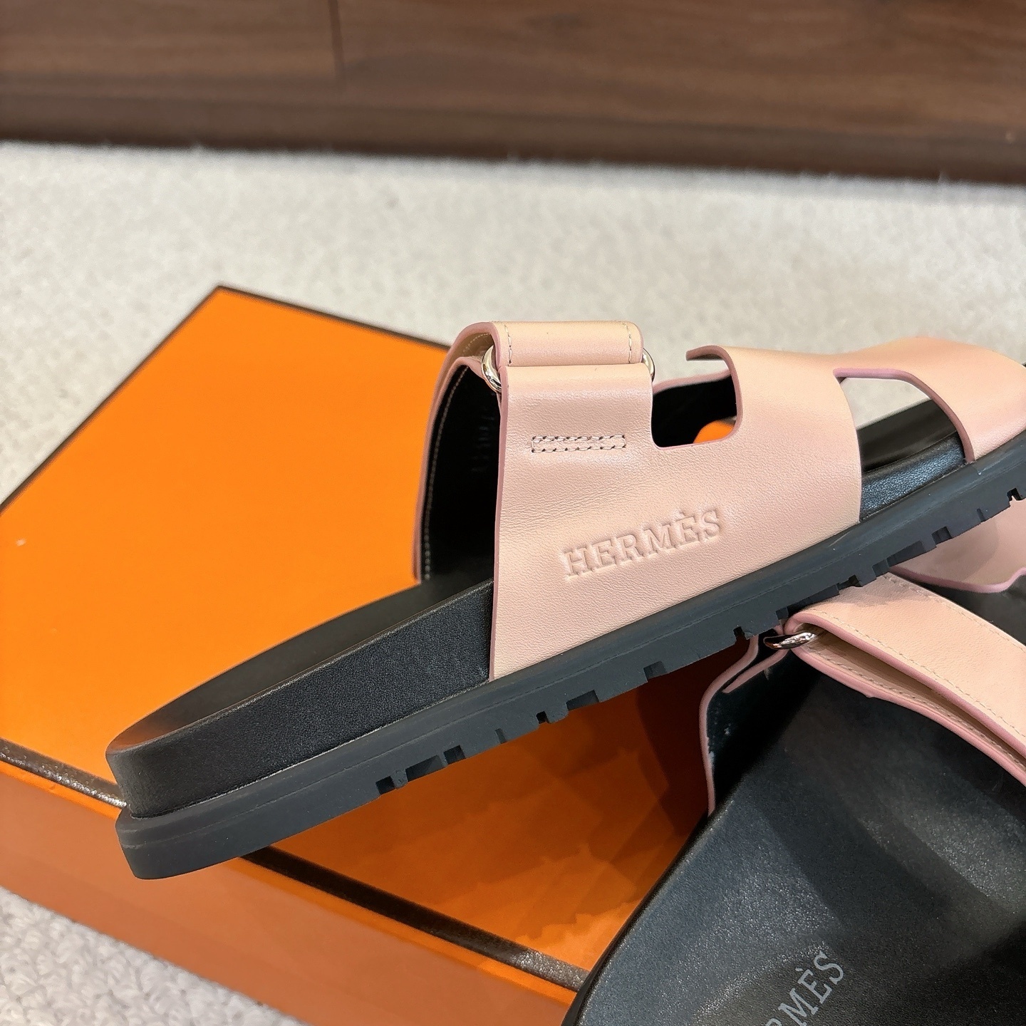 27337-Hermès-690 gallery