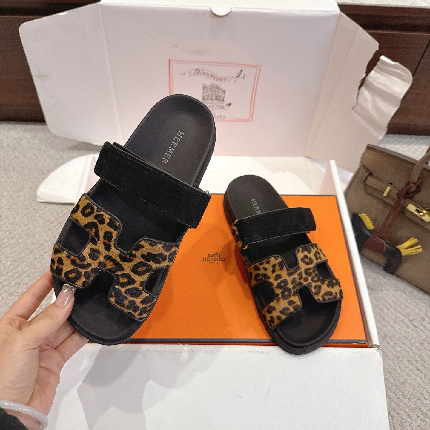 27337-Hermès-690 gallery