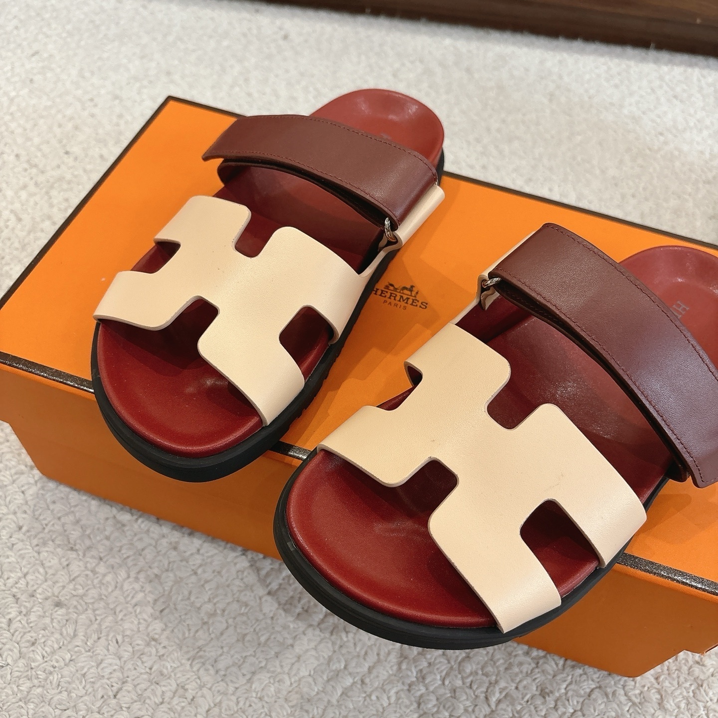 27337-Hermès-690 gallery