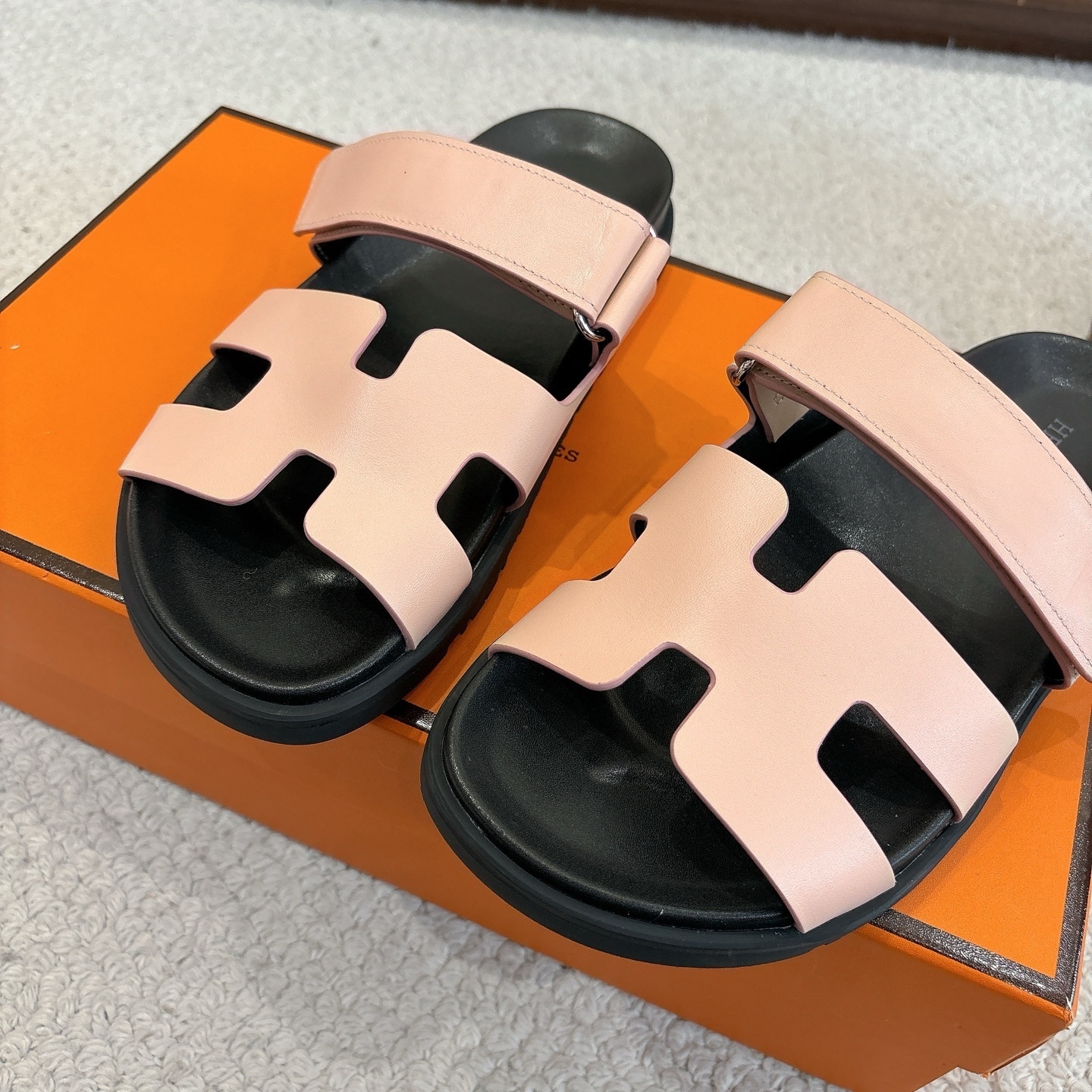 27337-Hermès-690 gallery