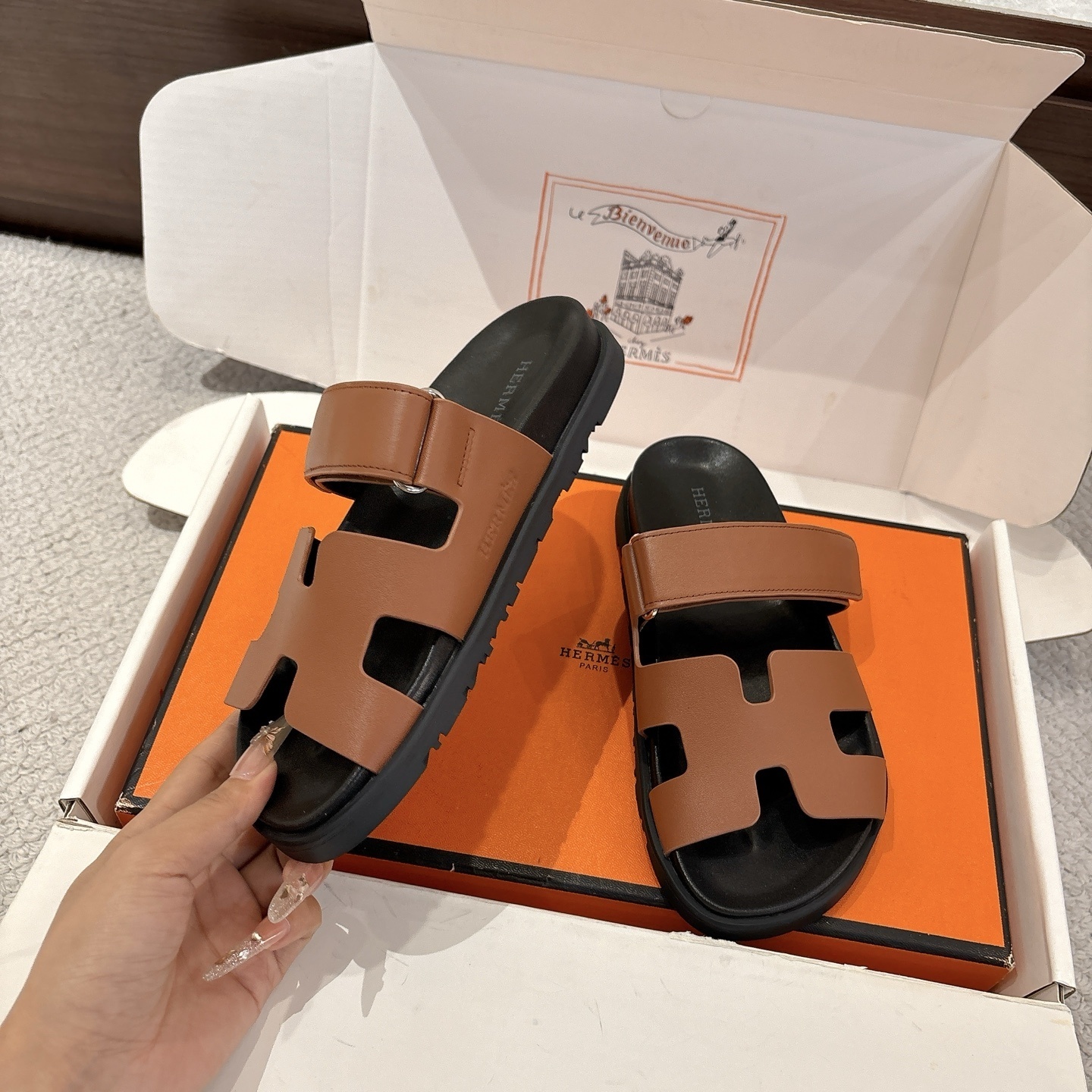 27337-Hermès-690 gallery