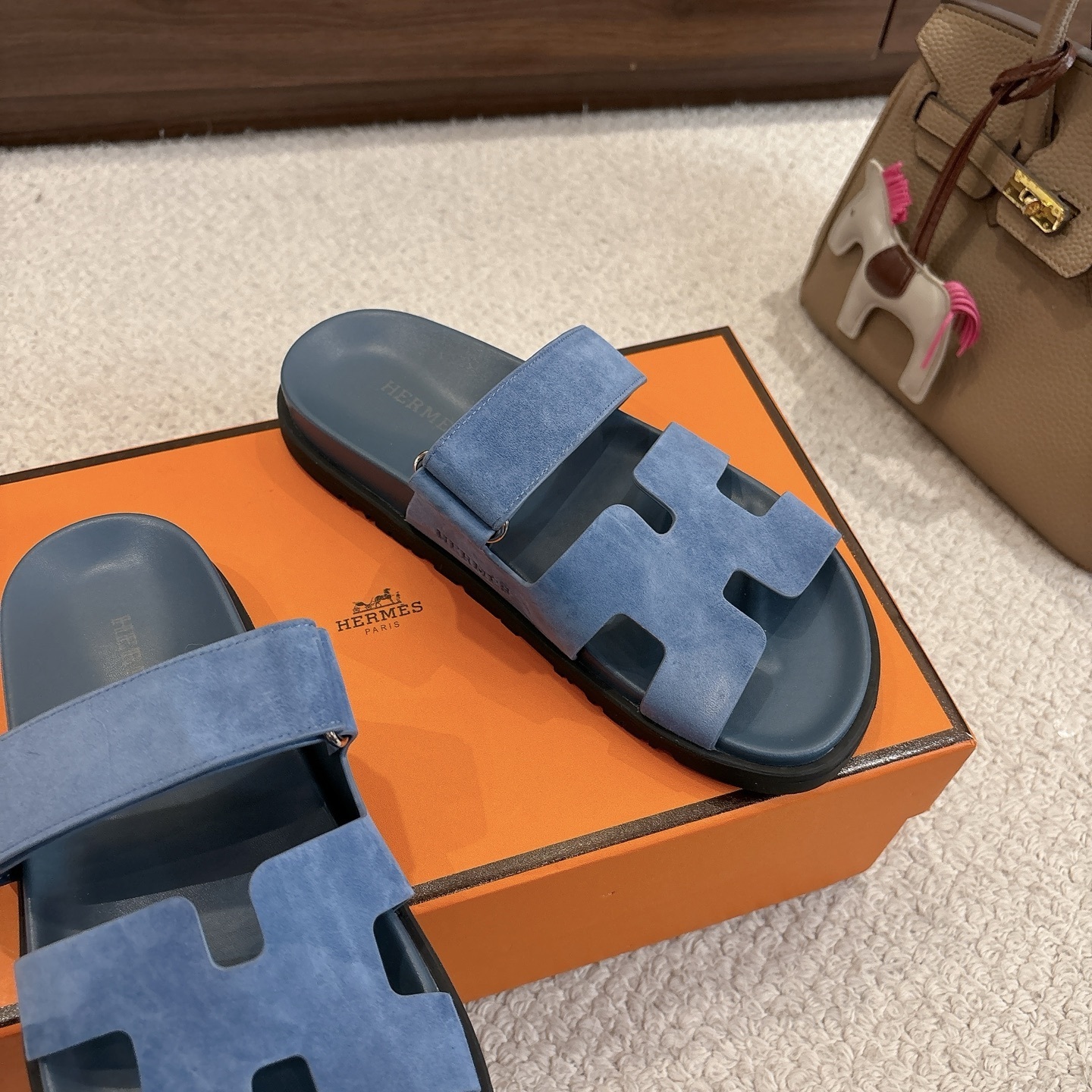 27337-Hermès-690 gallery