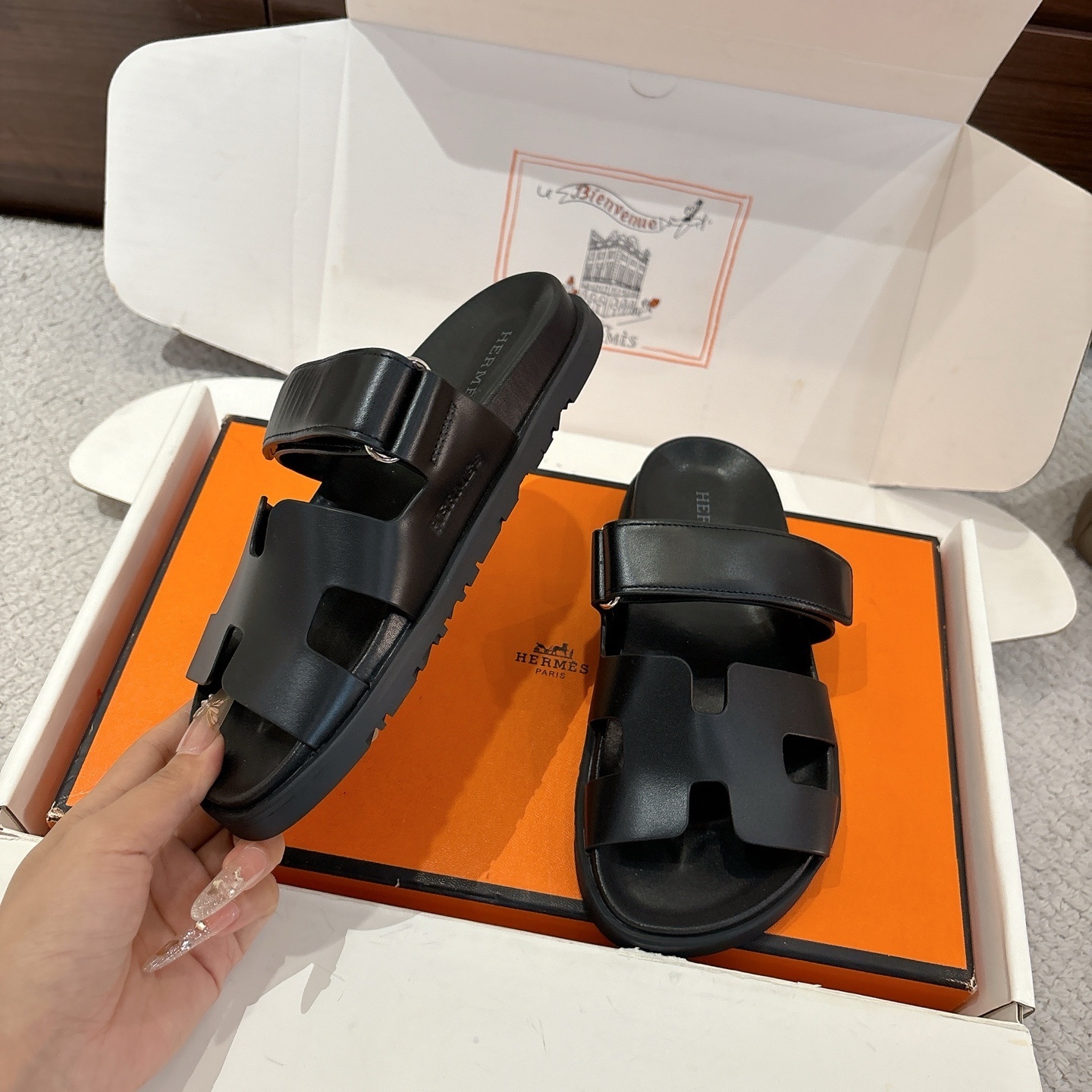 27337-Hermès-690 gallery