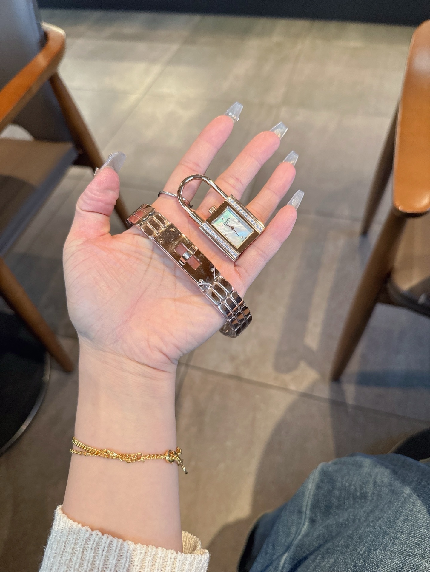 27341-Hermès-2100 gallery