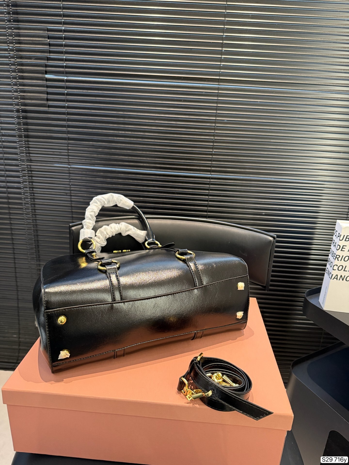 27345-miumiu-555 gallery