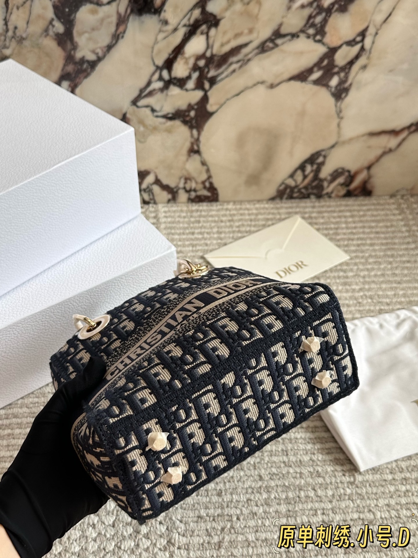 27347-DIOR-770 gallery