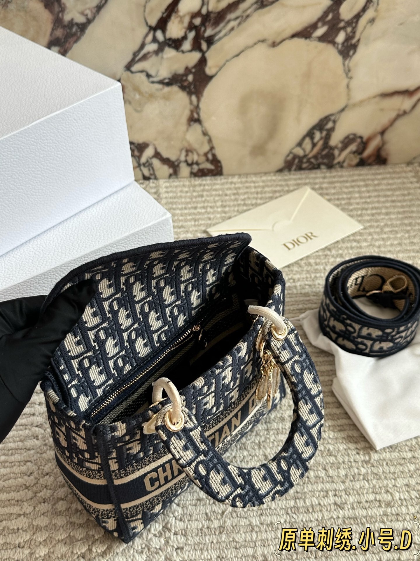 27347-DIOR-770 gallery