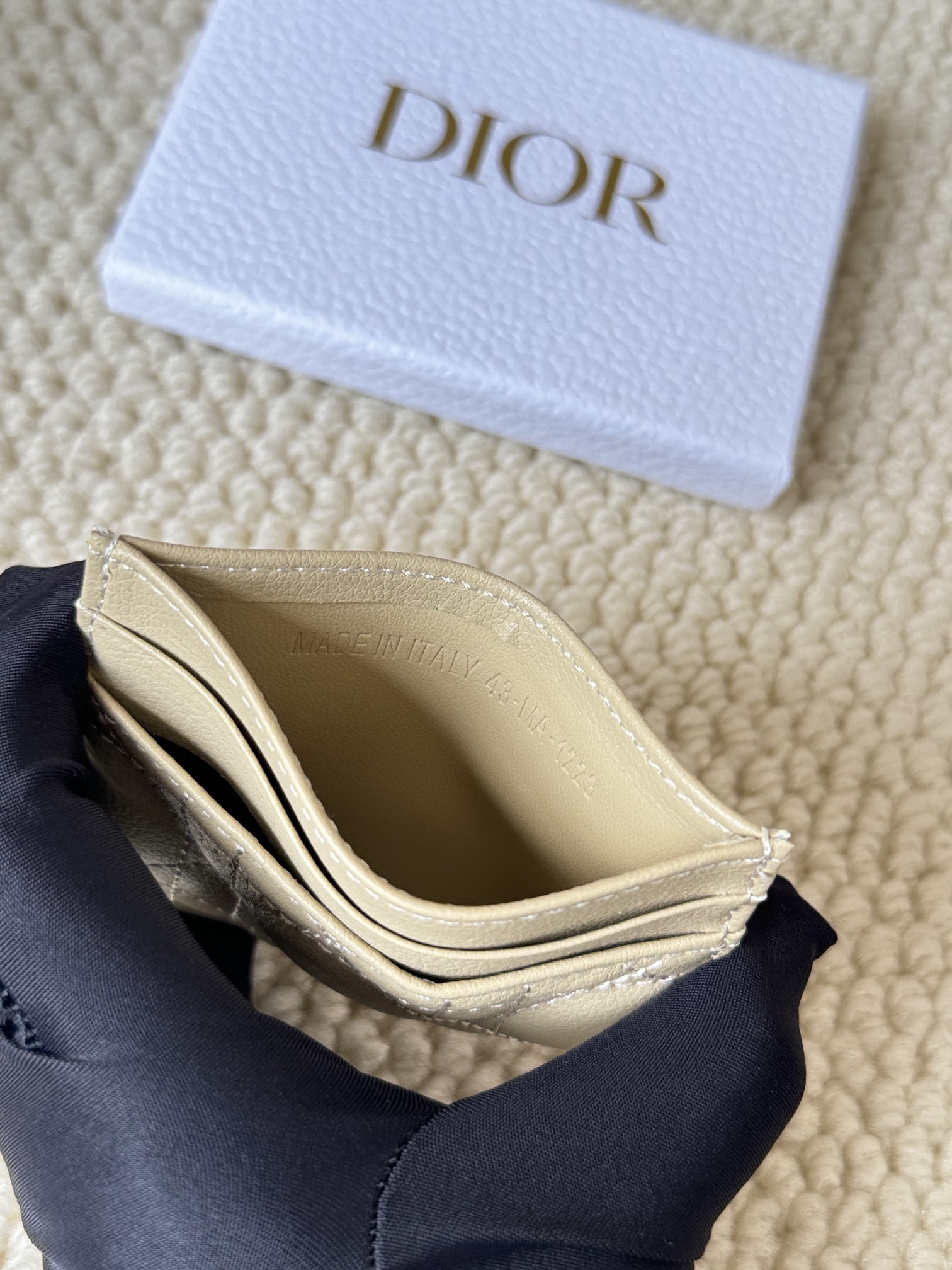 27356-DIOR-220 gallery