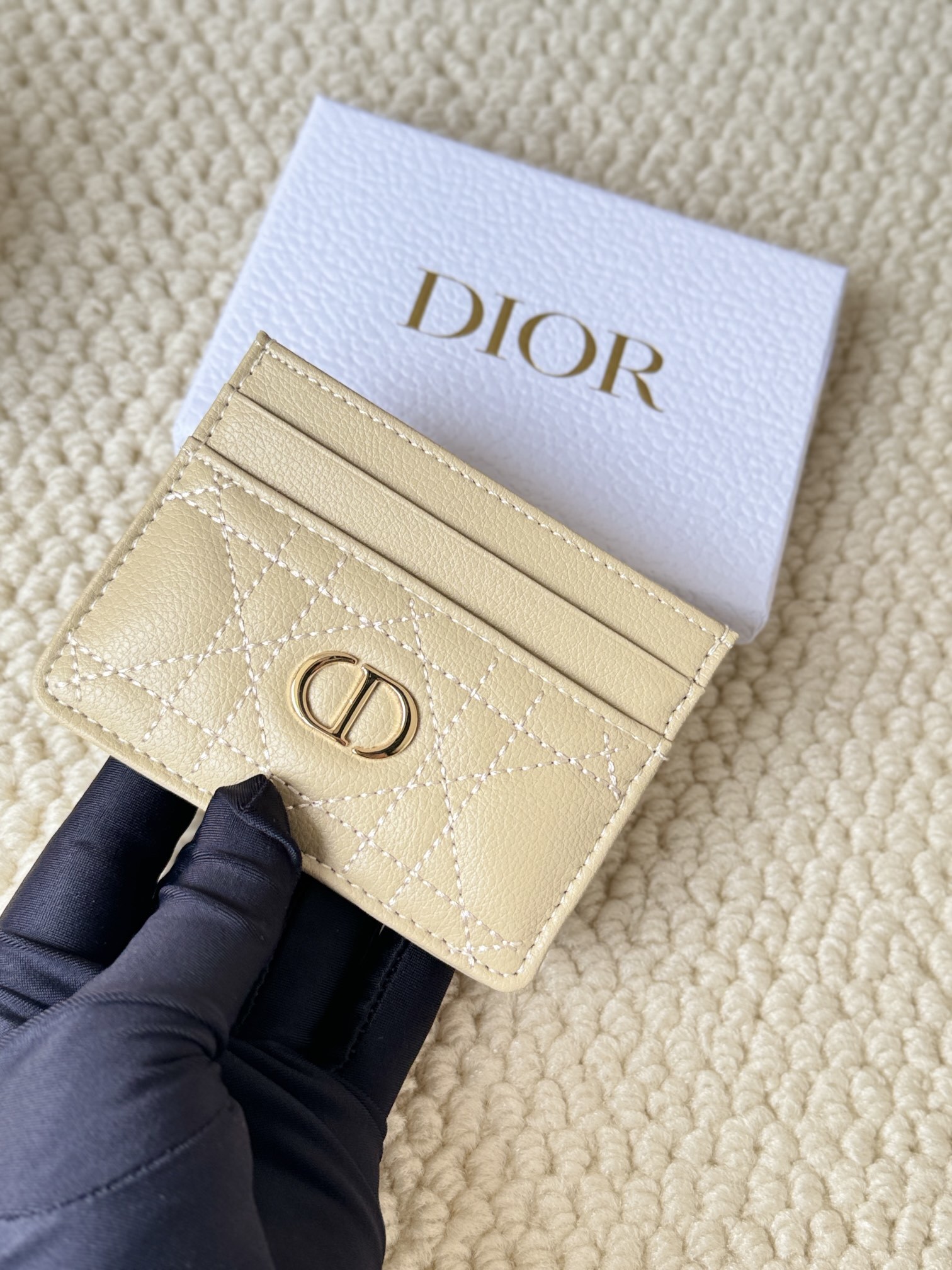 27356-DIOR-220 gallery