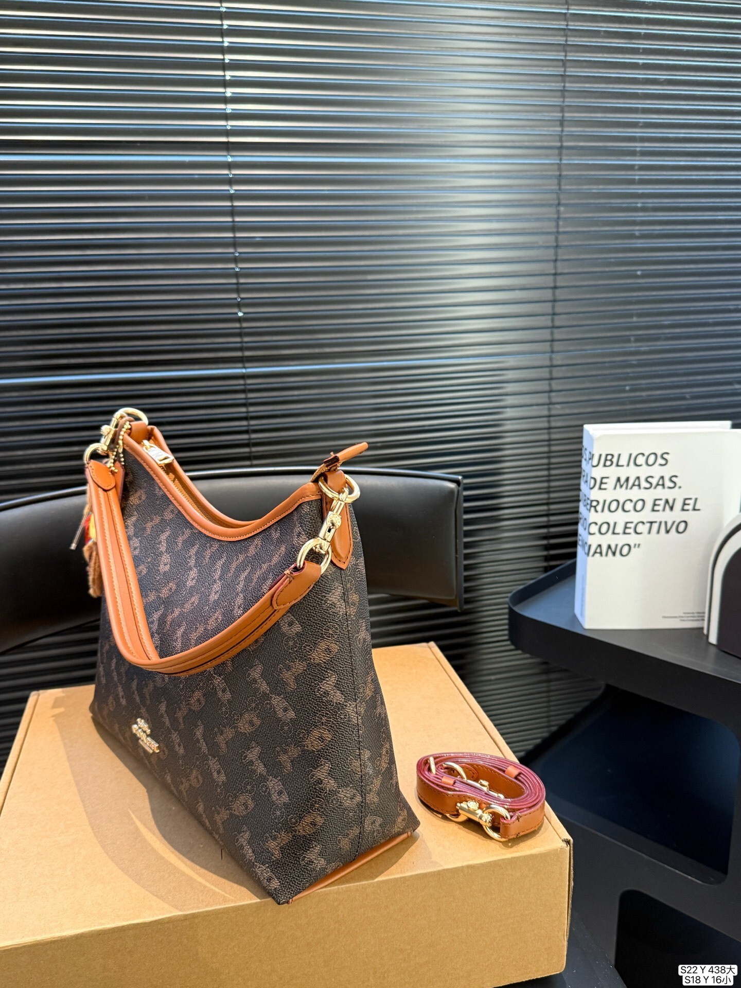 27357-COACH-478 gallery