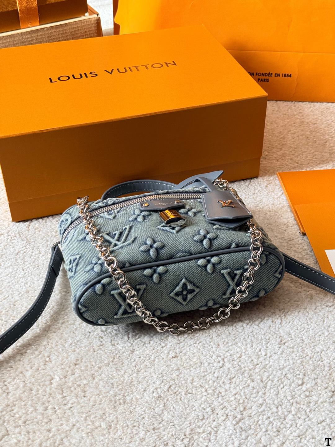 27359-LV-483 gallery