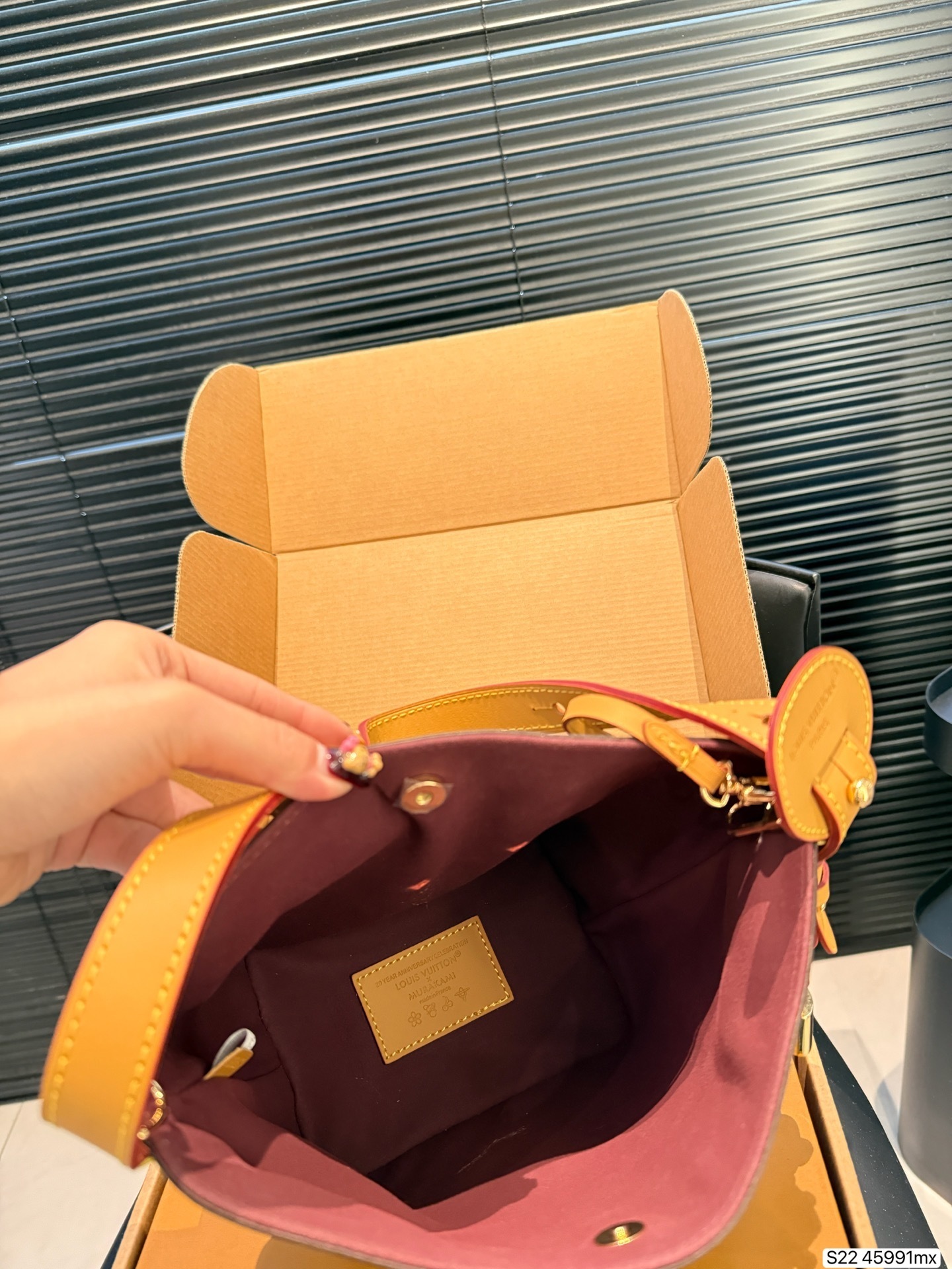 27361-LV-488 gallery