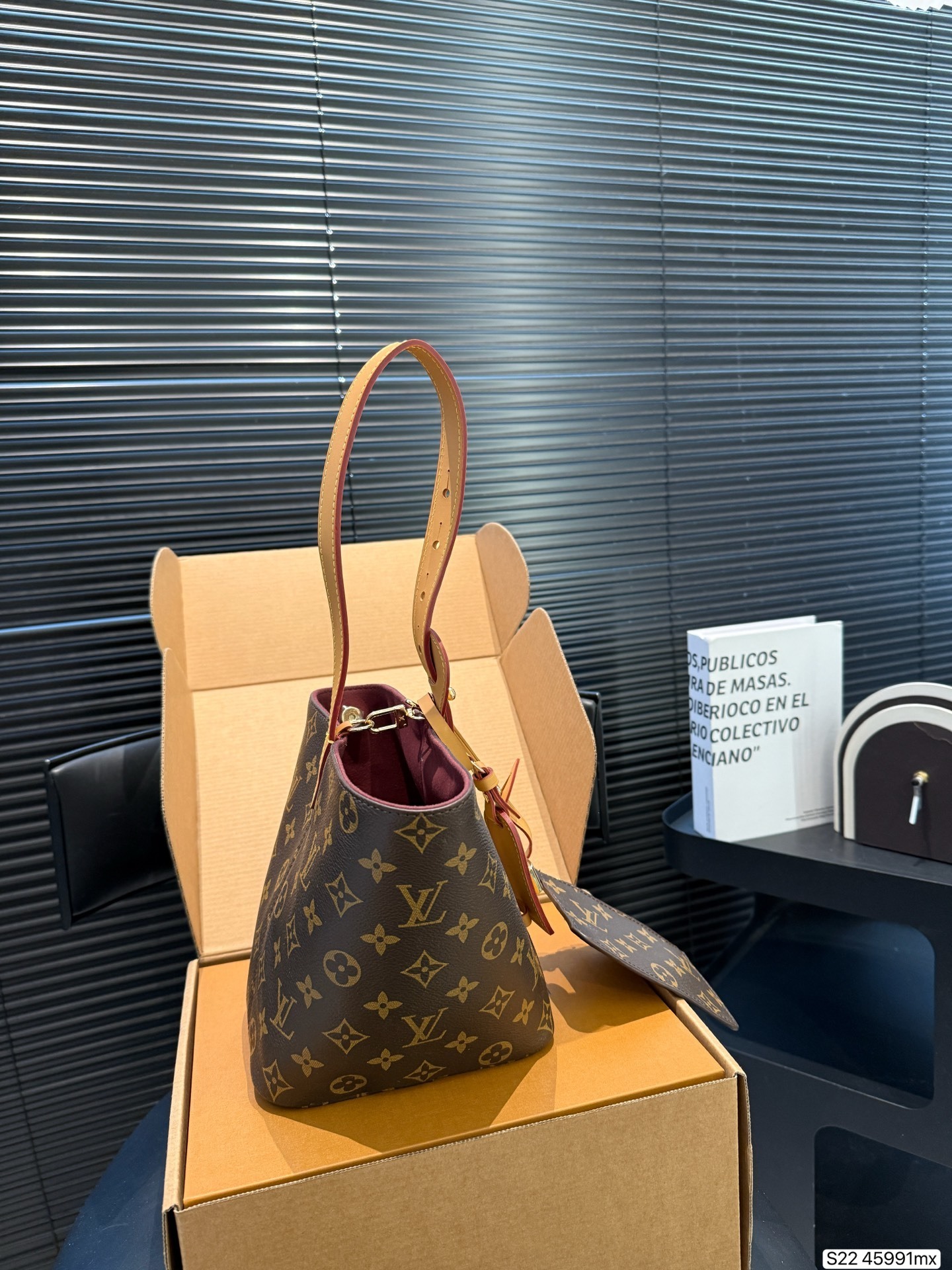 27361-LV-488 gallery